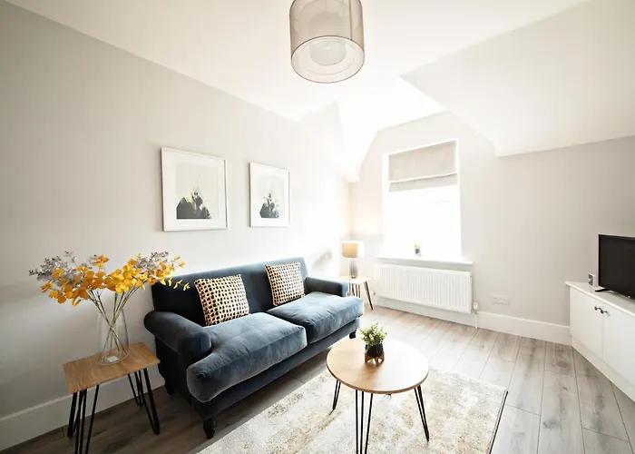 The Loft Apartment, 8 Granville Road * Harrogate
