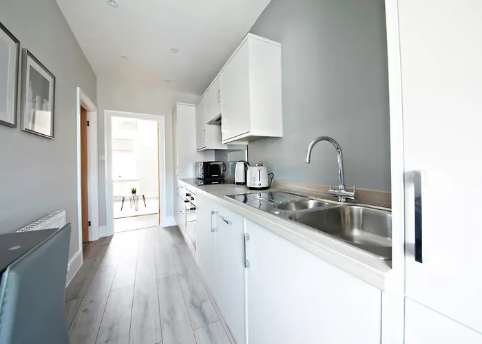 The Loft Apartment, 8 Granville Road Lägenhet *